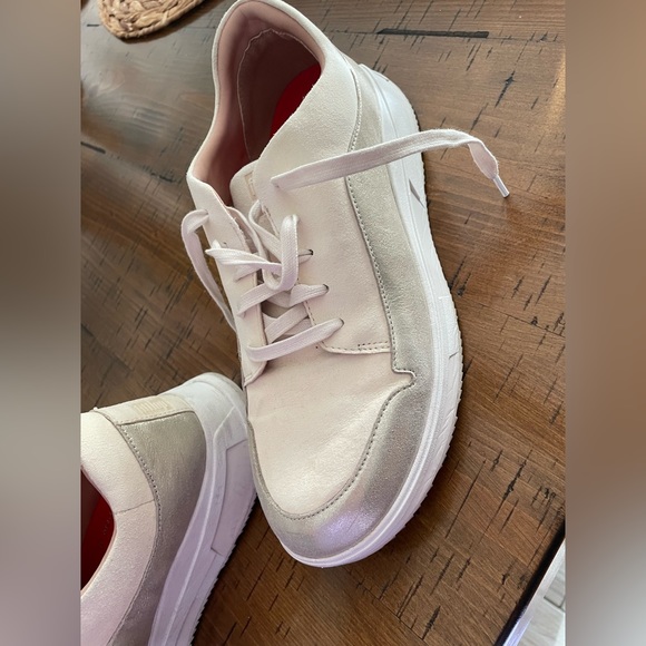 Fitflop Freya cream  Suede & Metallic Lace-Up Chunky  Platform Sneaker size 10 - Picture 7 of 11
